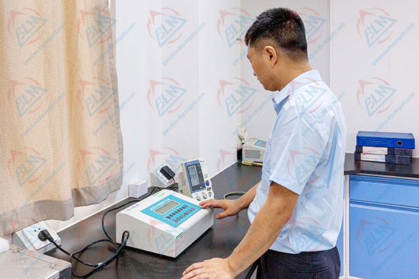 �t(y��)���x���z��